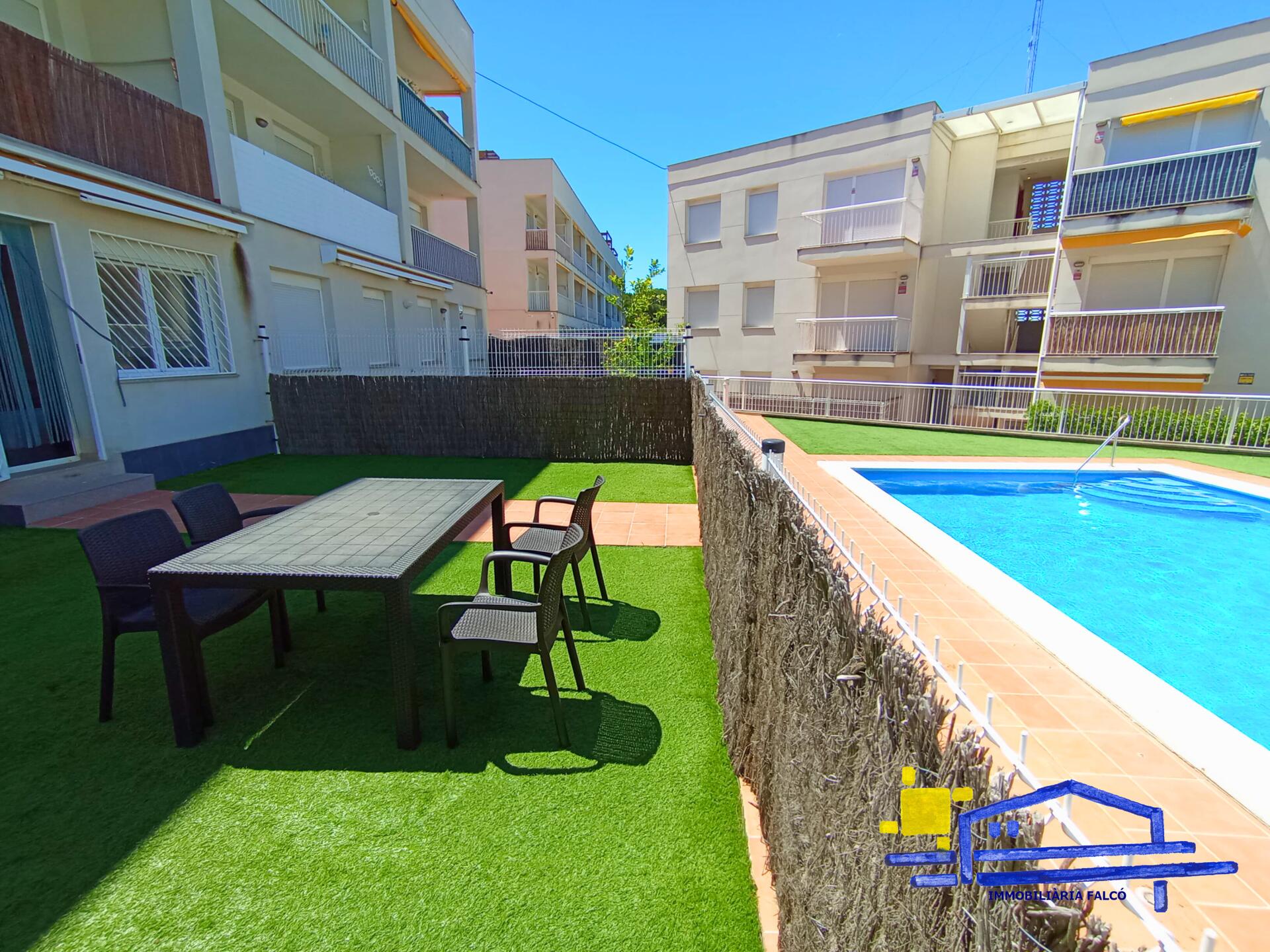 Apartamento -
                        Llançà -
                        3 dormitorios -
                        6 ocupantes
